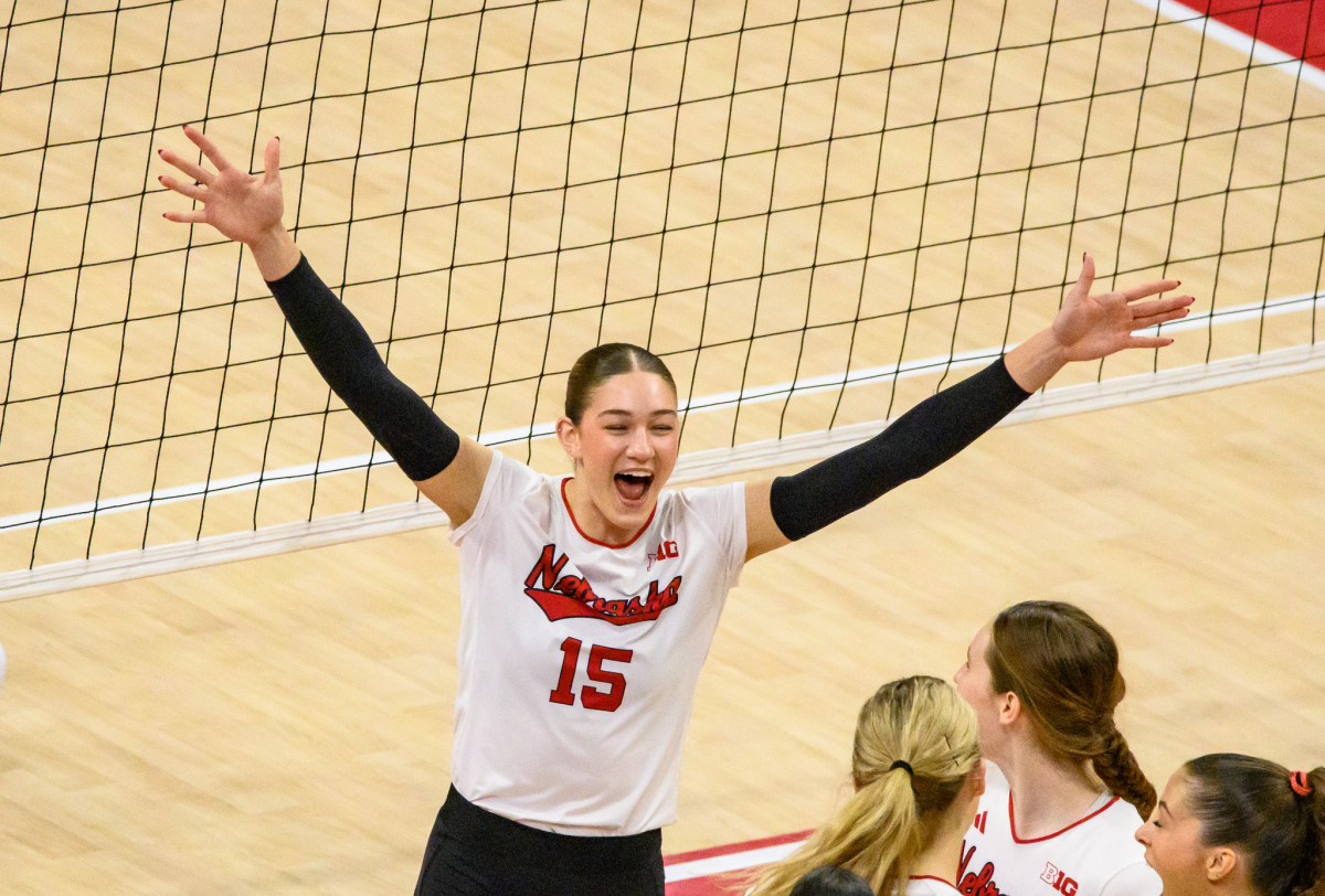 02_Andi Jackson_VB vs Illinois 1112